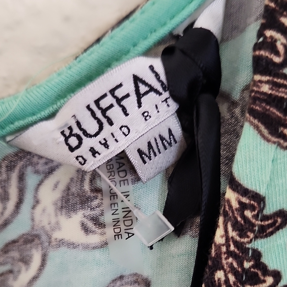 Buffalo David Bitton Graphic Sleeveless Green and Black Tank Top - Picture 2 of 11